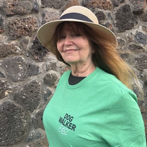 image of dogwalker Allison